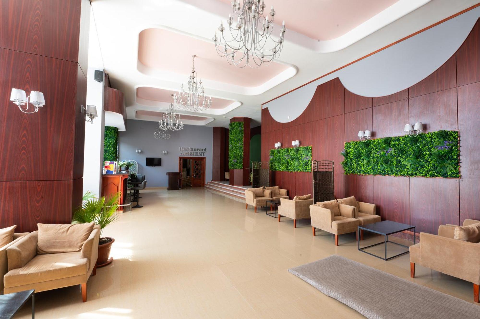 Hotel Ambasador Mamaia Esterno foto