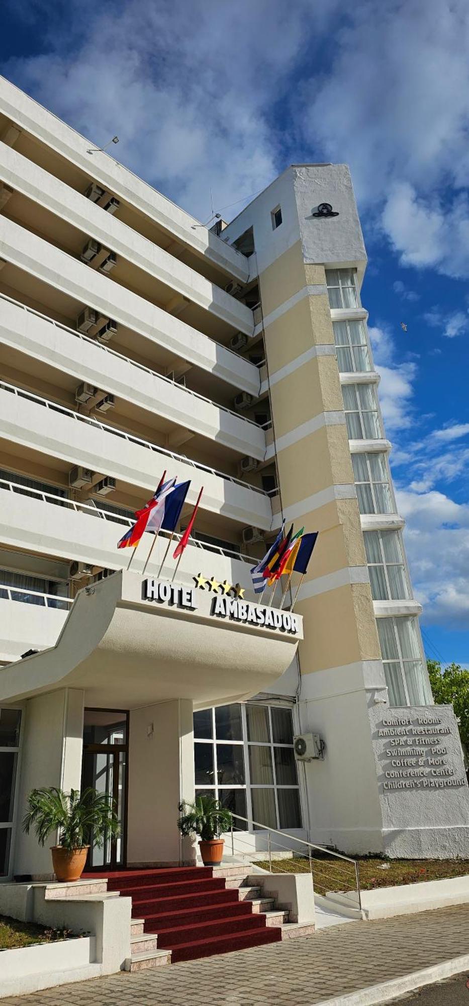 Hotel Ambasador Mamaia Esterno foto